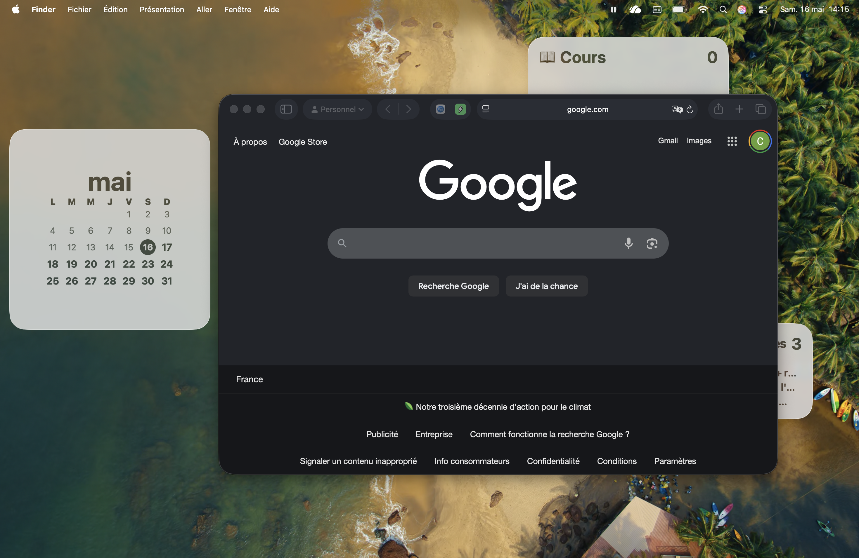 Clean macOS desktop in Stage Mode